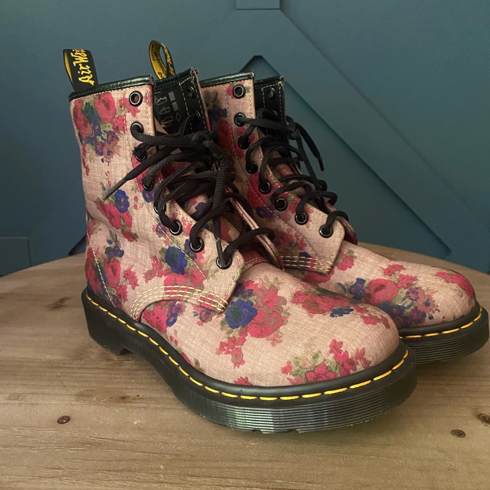 Floral Dr. Martens